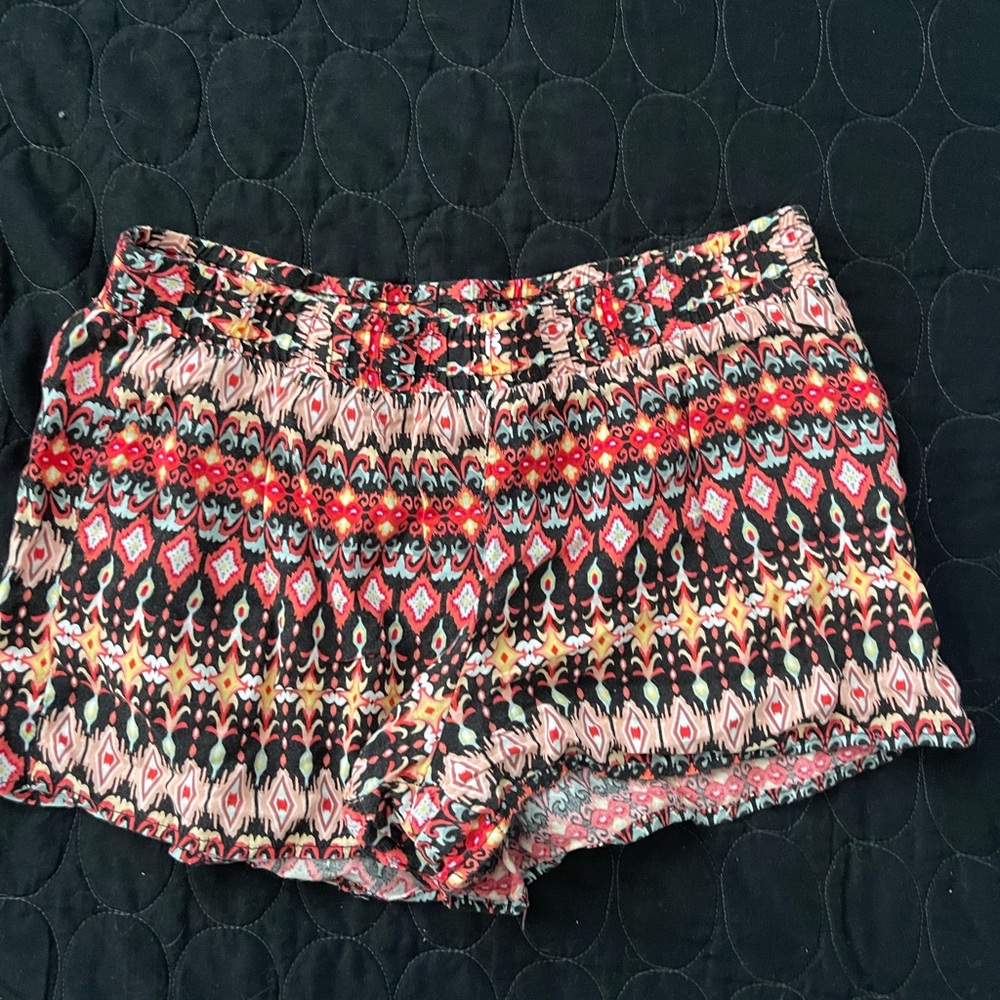 Colorful Patterned Women's Shorts - Picture 1 of 2